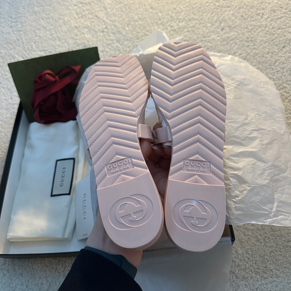Pink Gucci Chain Rubber Sandals - Picture 3 of 5